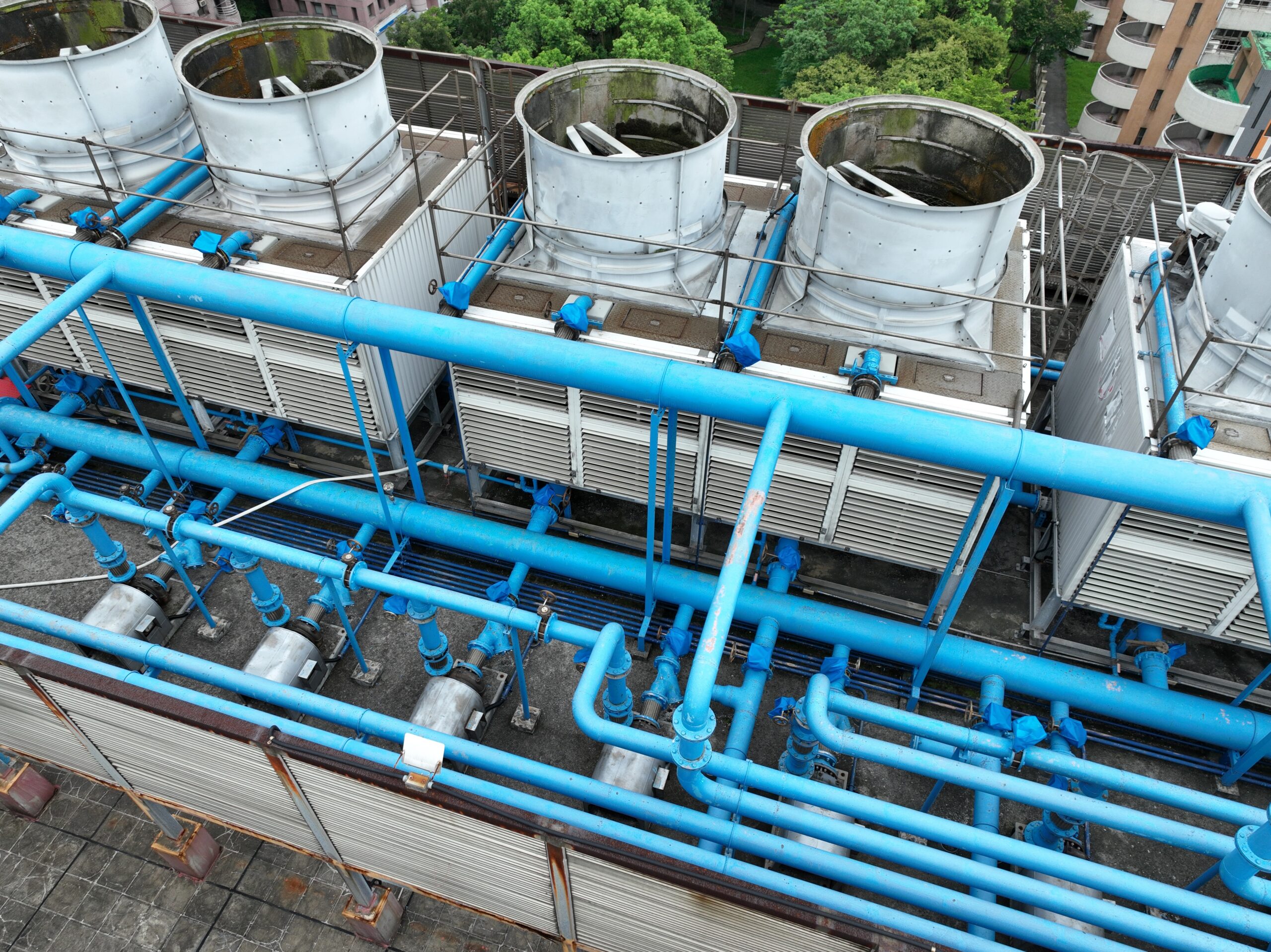 Liquid Cooling in Data Centers: The New Standard